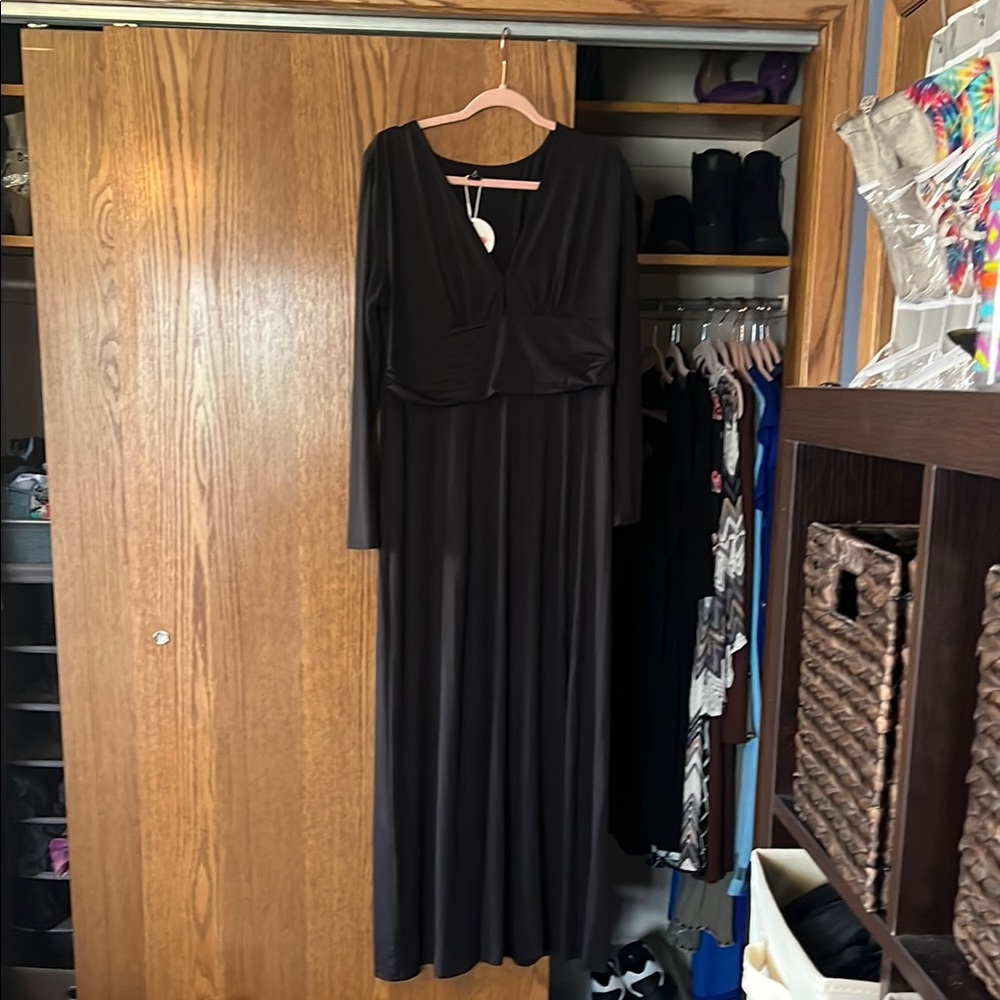 Elegant Black Long Sleeve Dress